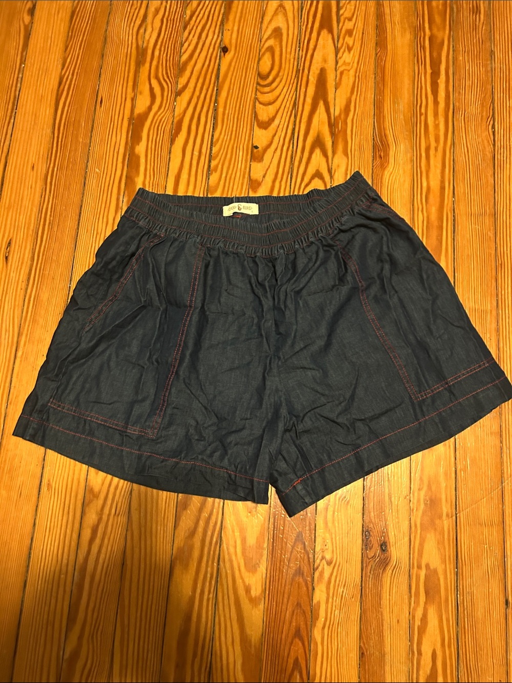 High-Waist dark blue Elastic Shorts with Contrast Stitching